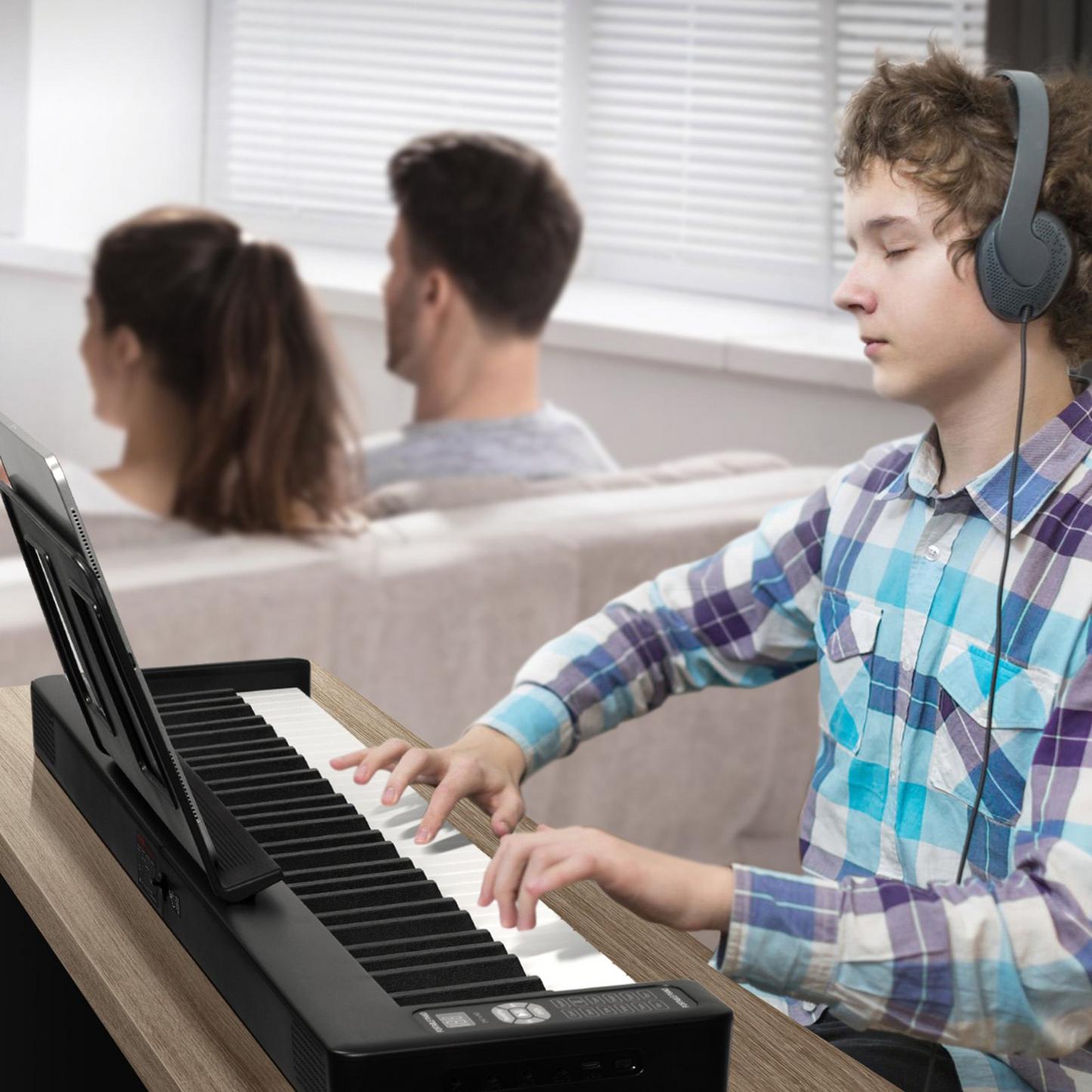 VEVOR 61 Key Folding Keyboard Piano Portable Foldable Piano Bluetooth MIDI Black - Navarrete Furniture