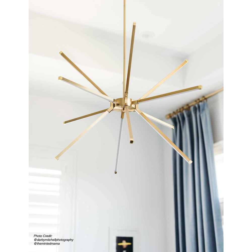 Sleek Minimalism: 60W Chandelier AGB, WH Acrylic Diffuser