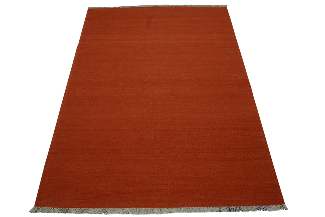 Classic Handmade Kilim Woolen Rugs - Add Style and Elegance to Your Home