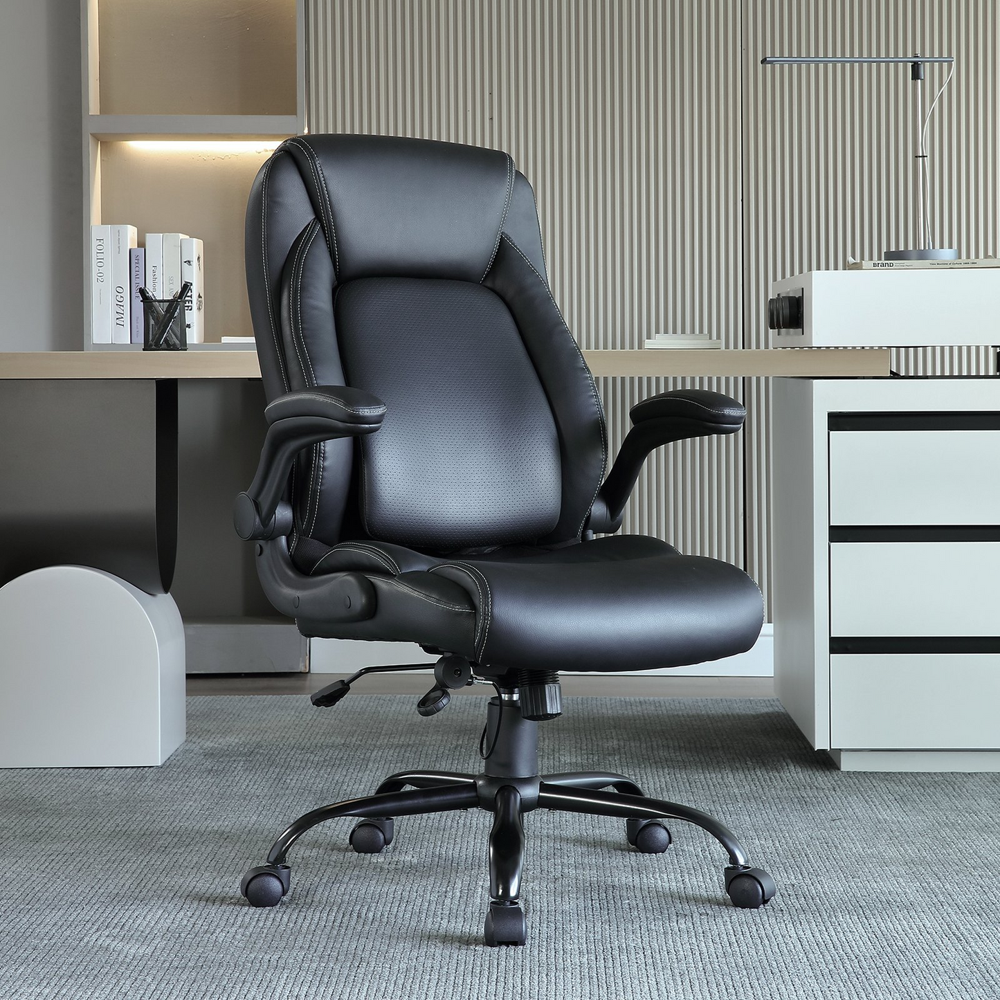 VEVOR Executive Office Chair - Ergonomic PU Leather with Adjustable Lumbar